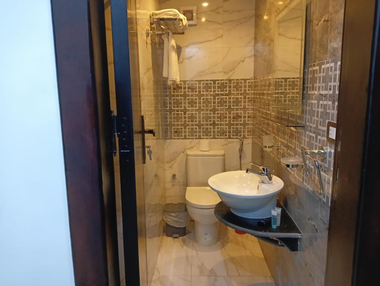 Porto Marina Apartments Powered By Amer-Group 阿莱曼 外观 照片