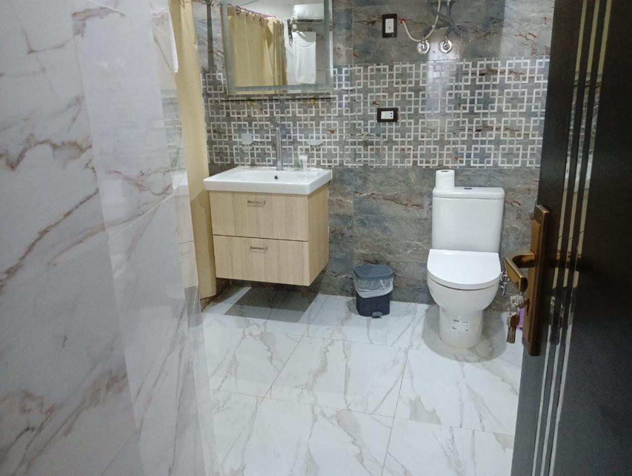 Porto Marina Apartments Powered By Amer-Group 阿莱曼 外观 照片
