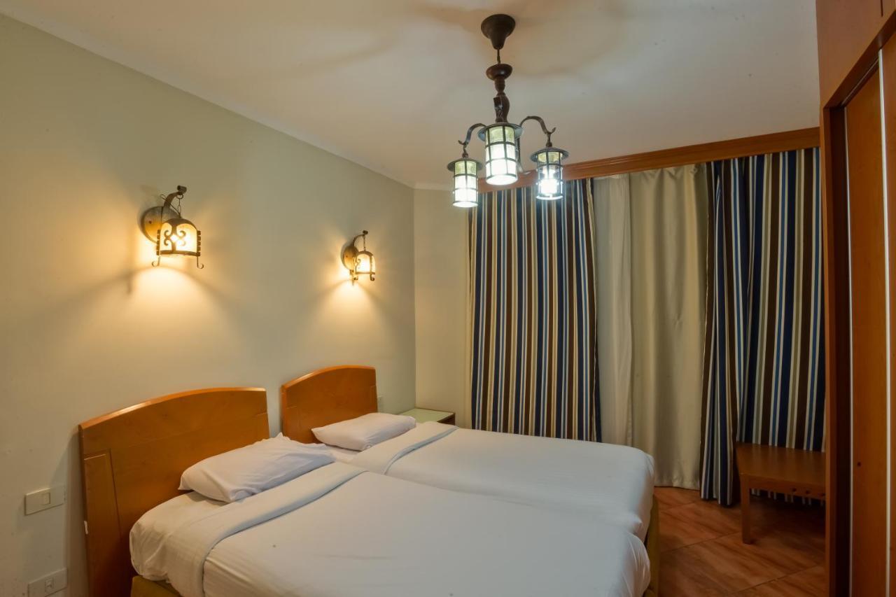 Porto Marina Apartments Powered By Amer-Group 阿莱曼 外观 照片